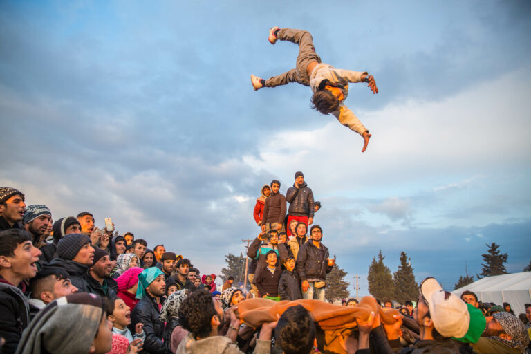Erik Marquardt - Flying X